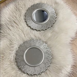 Wall decor with mirror